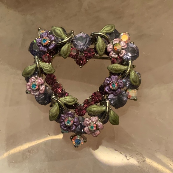 Flower PIN - Picture 1 of 2